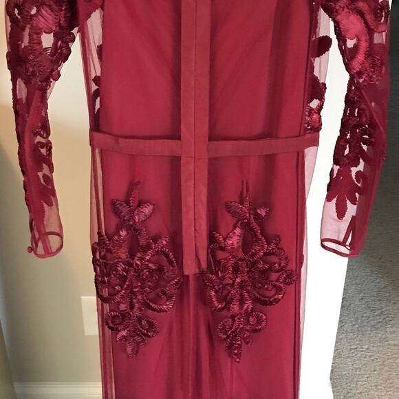 Tamar Burgundy lace gown size 8 NWOT - Picture 3 of 9